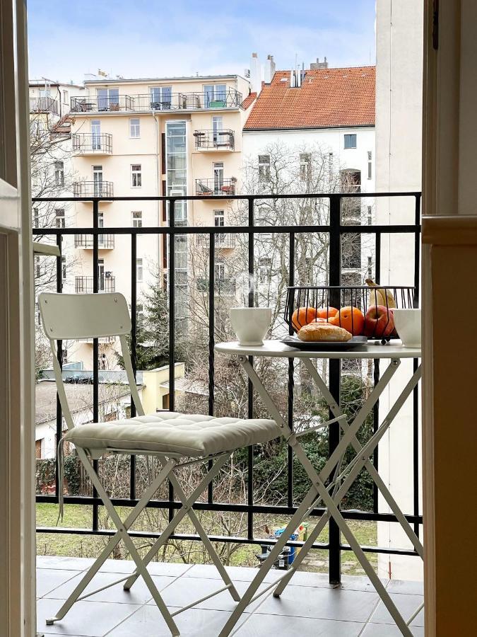 Friendly Apartments In Прага Екстериор снимка
