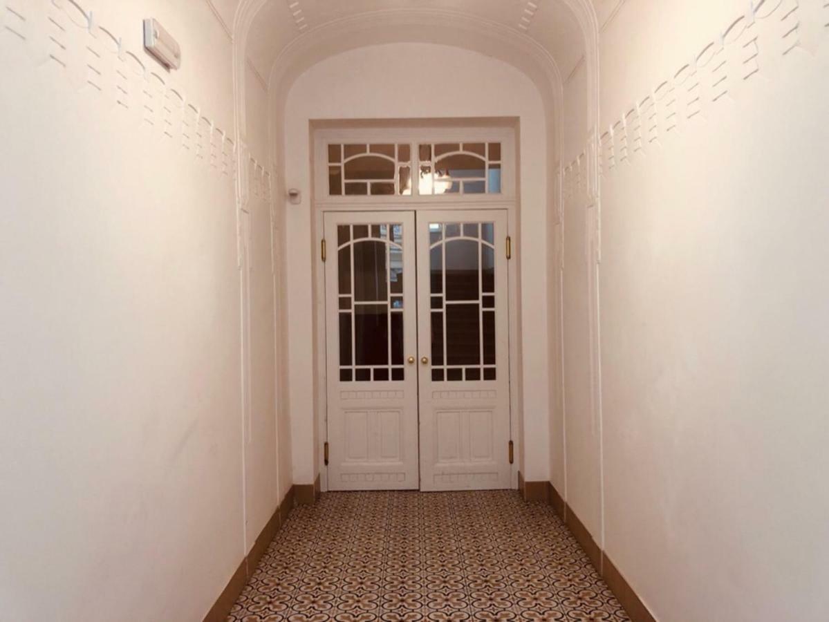 Friendly Apartments In Прага Екстериор снимка