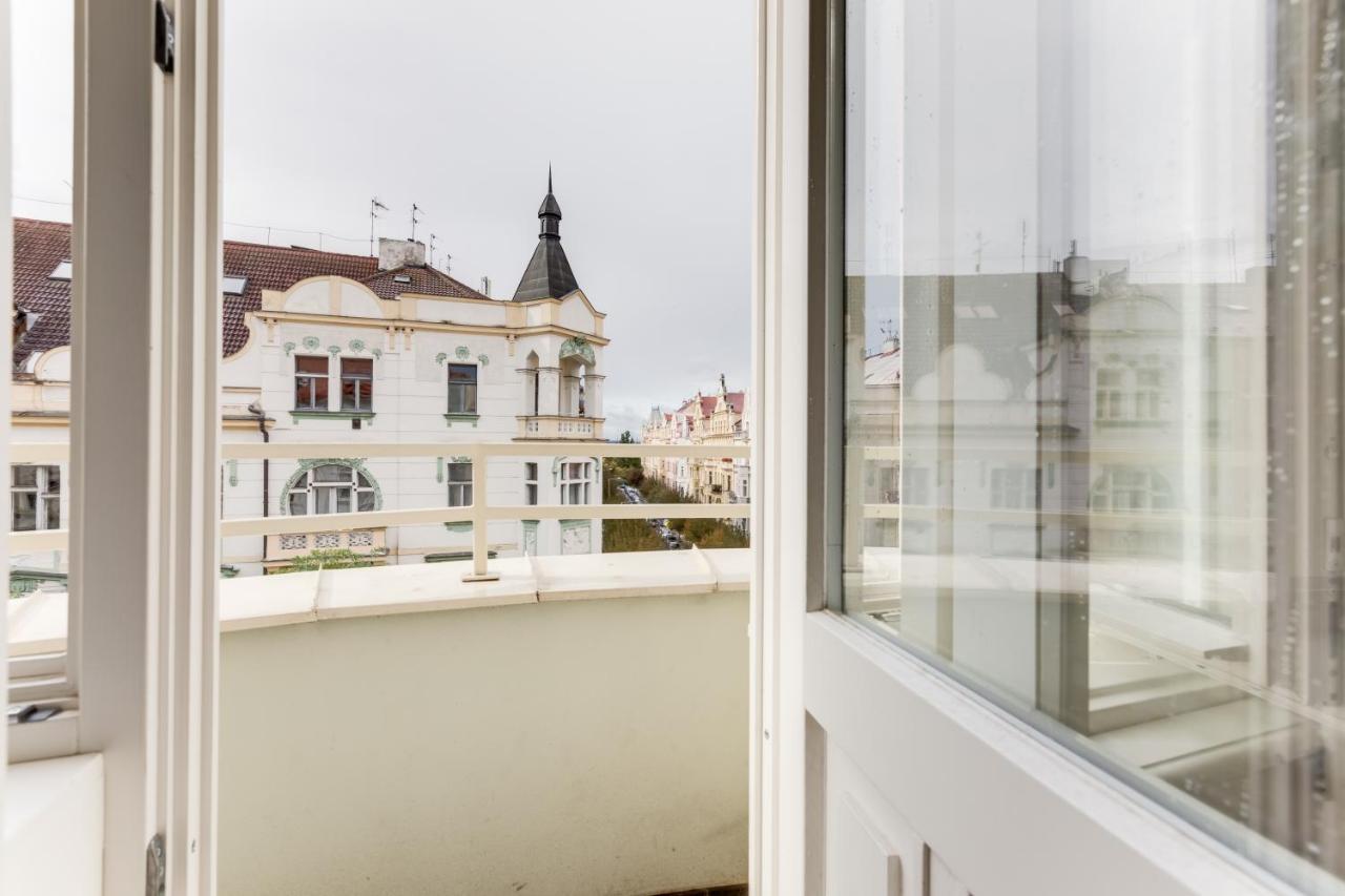 Friendly Apartments In Прага Екстериор снимка