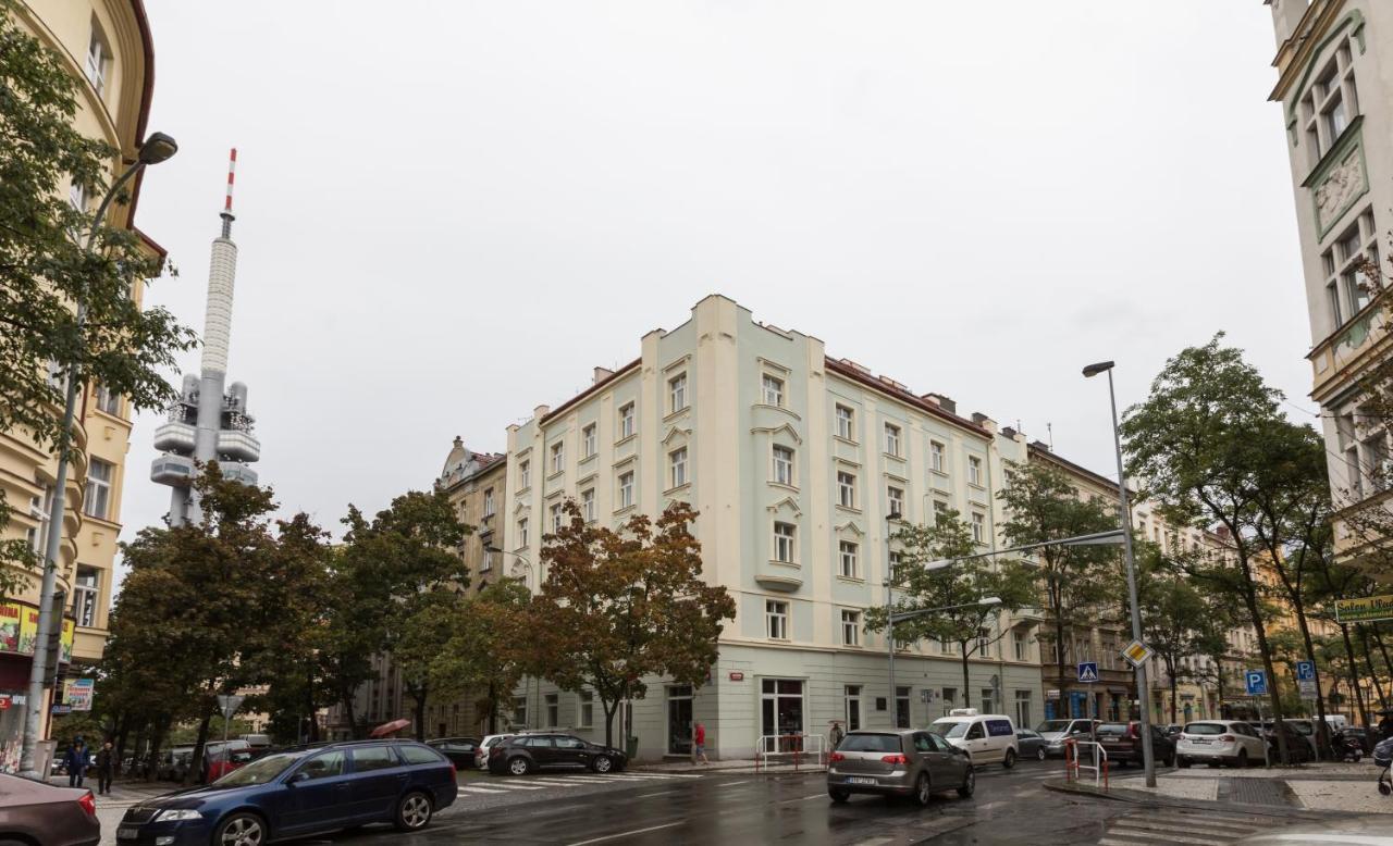 Friendly Apartments In Прага Екстериор снимка