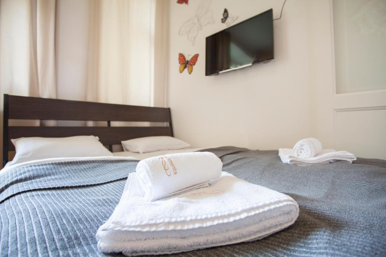 Friendly Apartments In Прага Екстериор снимка